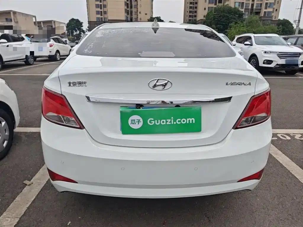 2014 Hyundai Reina 1.4L Automatic Leading Edition GLX — миниатюра 6