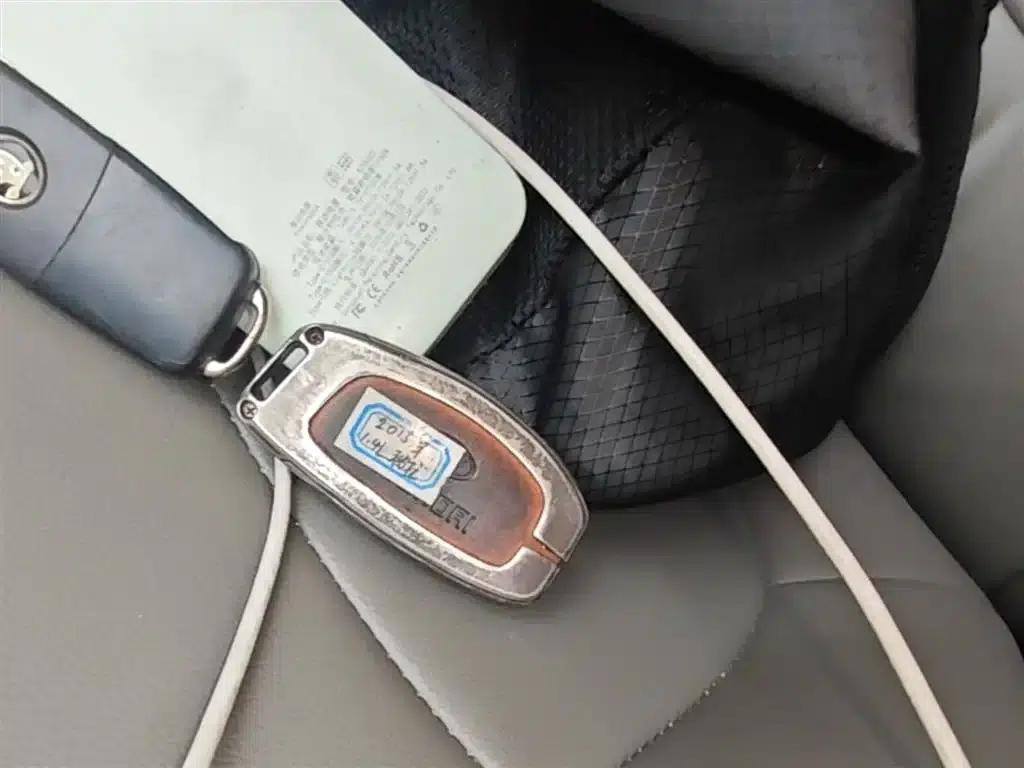 2014 Hyundai Reina 1.4L Automatic Leading Edition GLX — миниатюра 9