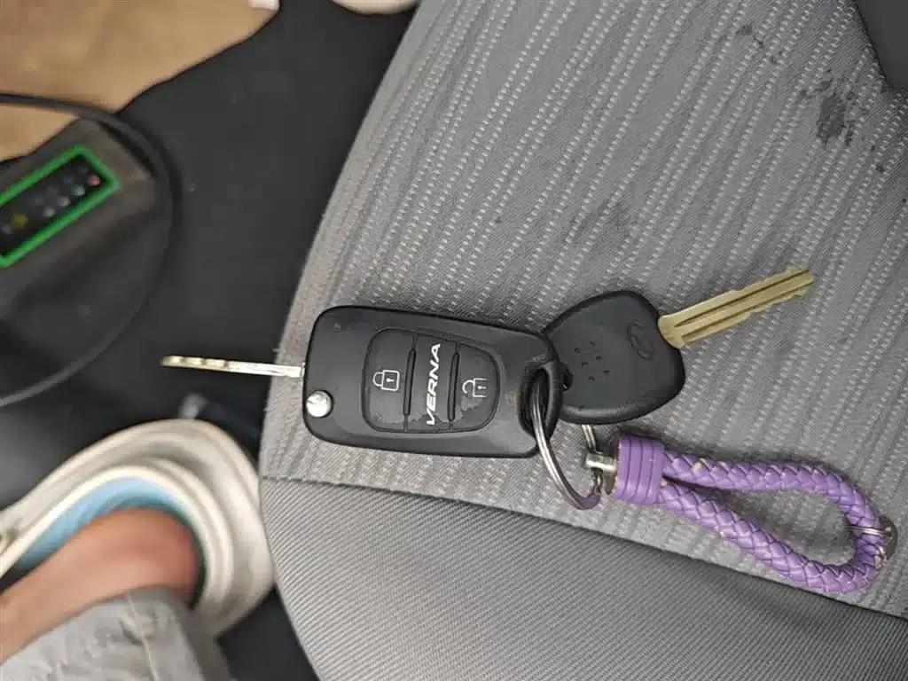 2014 Hyundai Reina 1.4L Manual Intelligent GLS — миниатюра 9