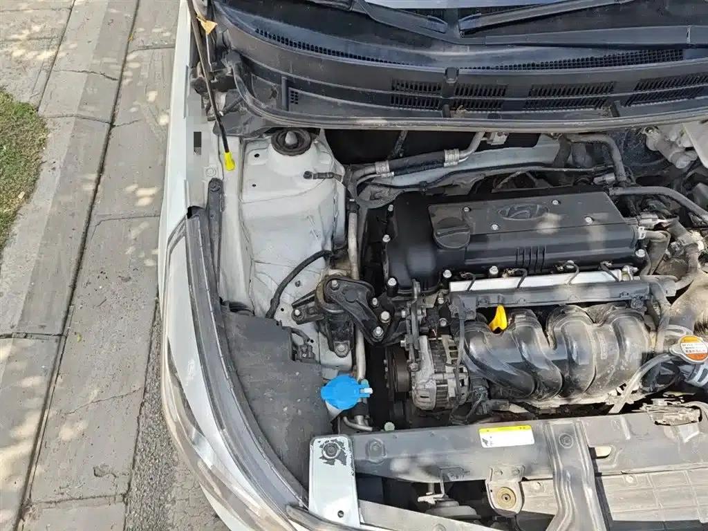 2016 Hyundai Reina 1.4L Automatic Intelligent GLS — миниатюра 22