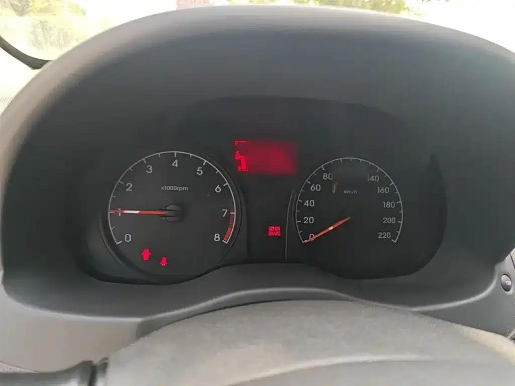 2016 Hyundai Reina 1.4L Automatic Intelligent GLS — миниатюра 4