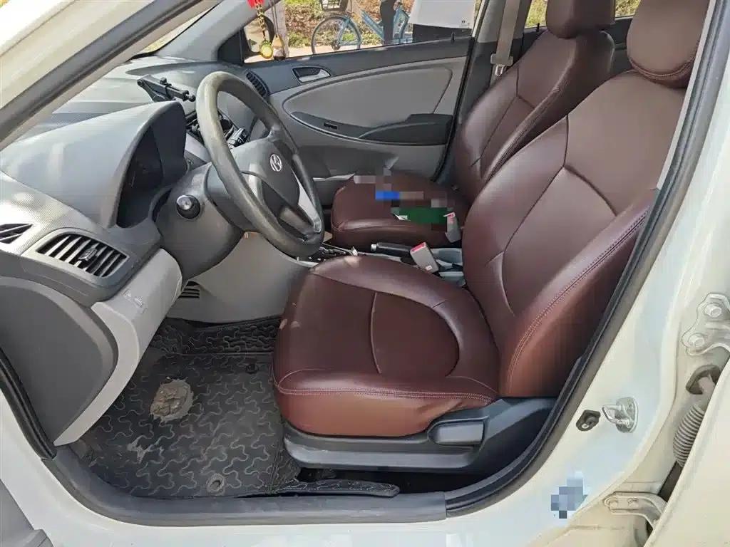 2016 Hyundai Reina 1.4L Automatic Intelligent GLS — миниатюра 8