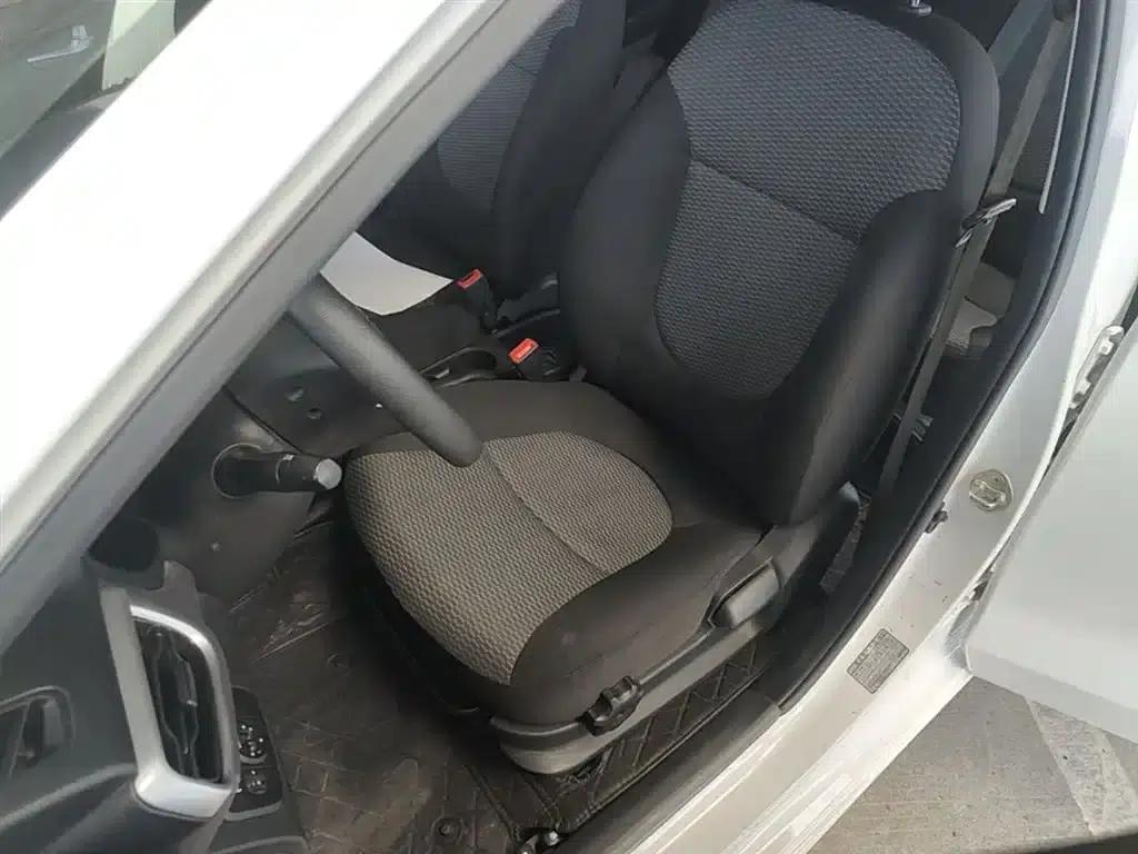 2017 Hyundai Reina 1.4L Automatic Premium Edition (National V Emission Standard) — миниатюра 15