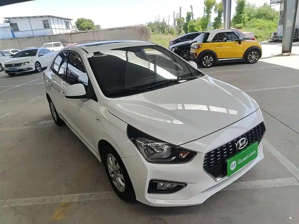 2017 Hyundai Reina 1.4L Automatic Premium Edition (National V Emission Standard) — миниатюра 4