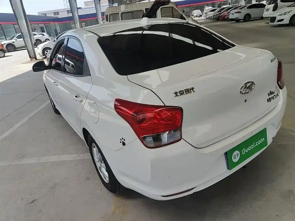 2017 Hyundai Reina 1.4L Automatic Premium Edition (National V Emission Standard) — миниатюра 5