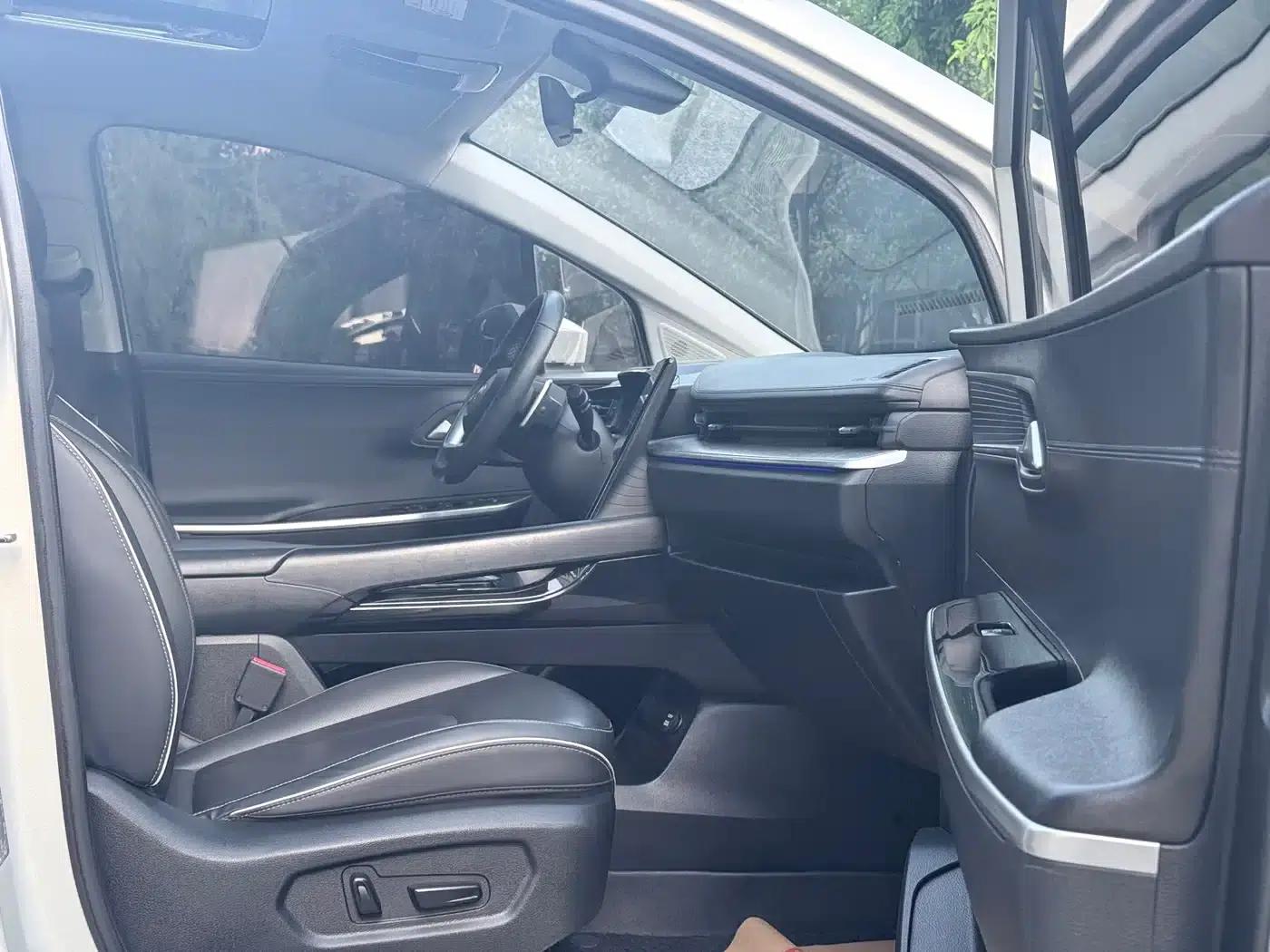 Kusto 2021 380TGDi Luxury Edition DLX — миниатюра 12