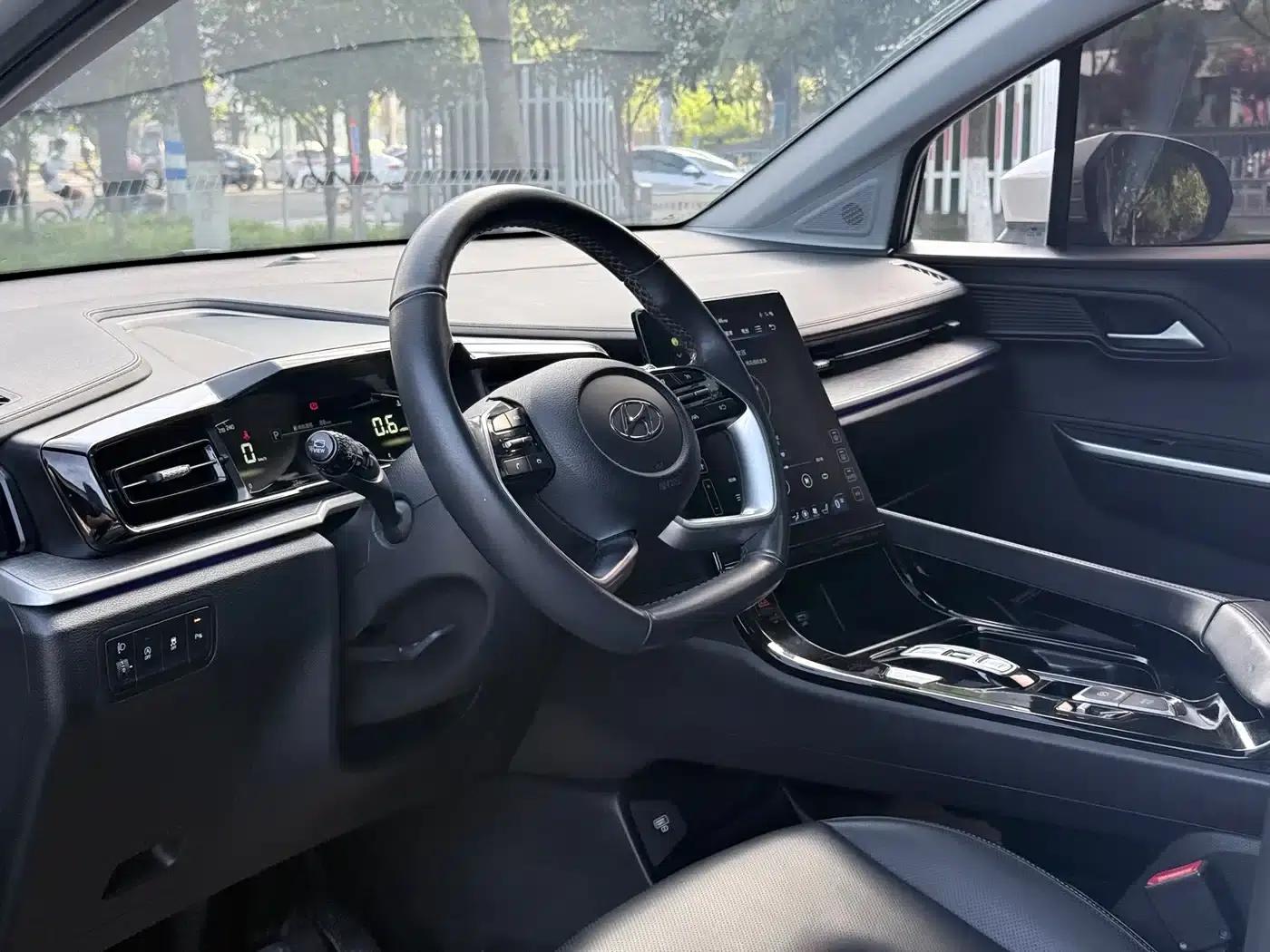 Kusto 2021 380TGDi Luxury Edition DLX — миниатюра 5