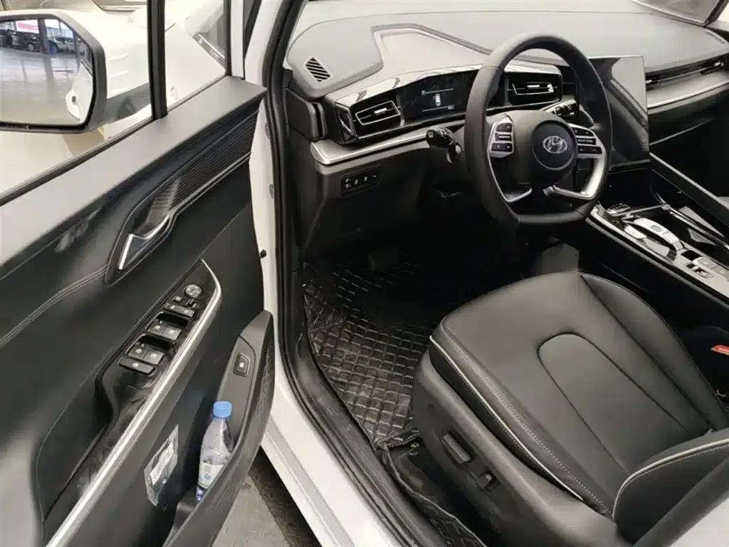 Kusto 2024 270TGDi LUX Premium Edition — миниатюра 16