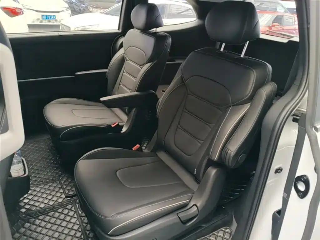 Kusto 2024 270TGDi LUX Premium Edition — миниатюра 17