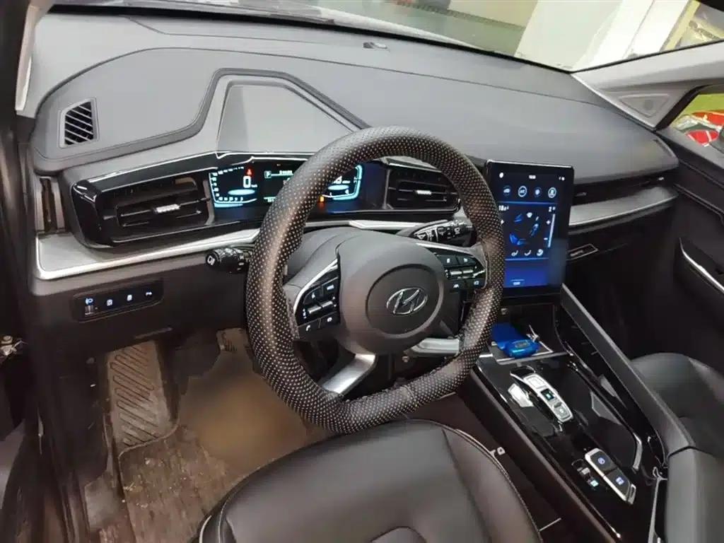 Kusto 2024 270TGDi LUX Premium Edition — миниатюра 10