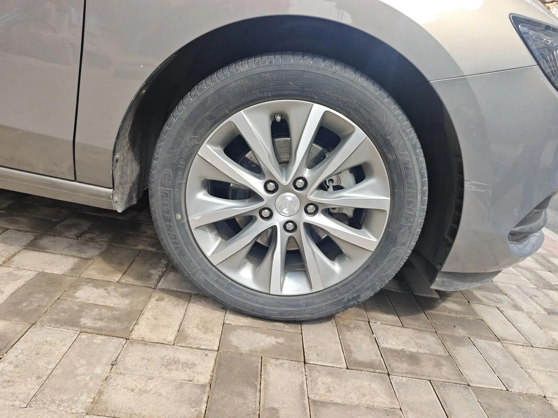 Buick GL6 2019 18T 6-Seater Connected Luxury Version China VI Standard — миниатюра 8