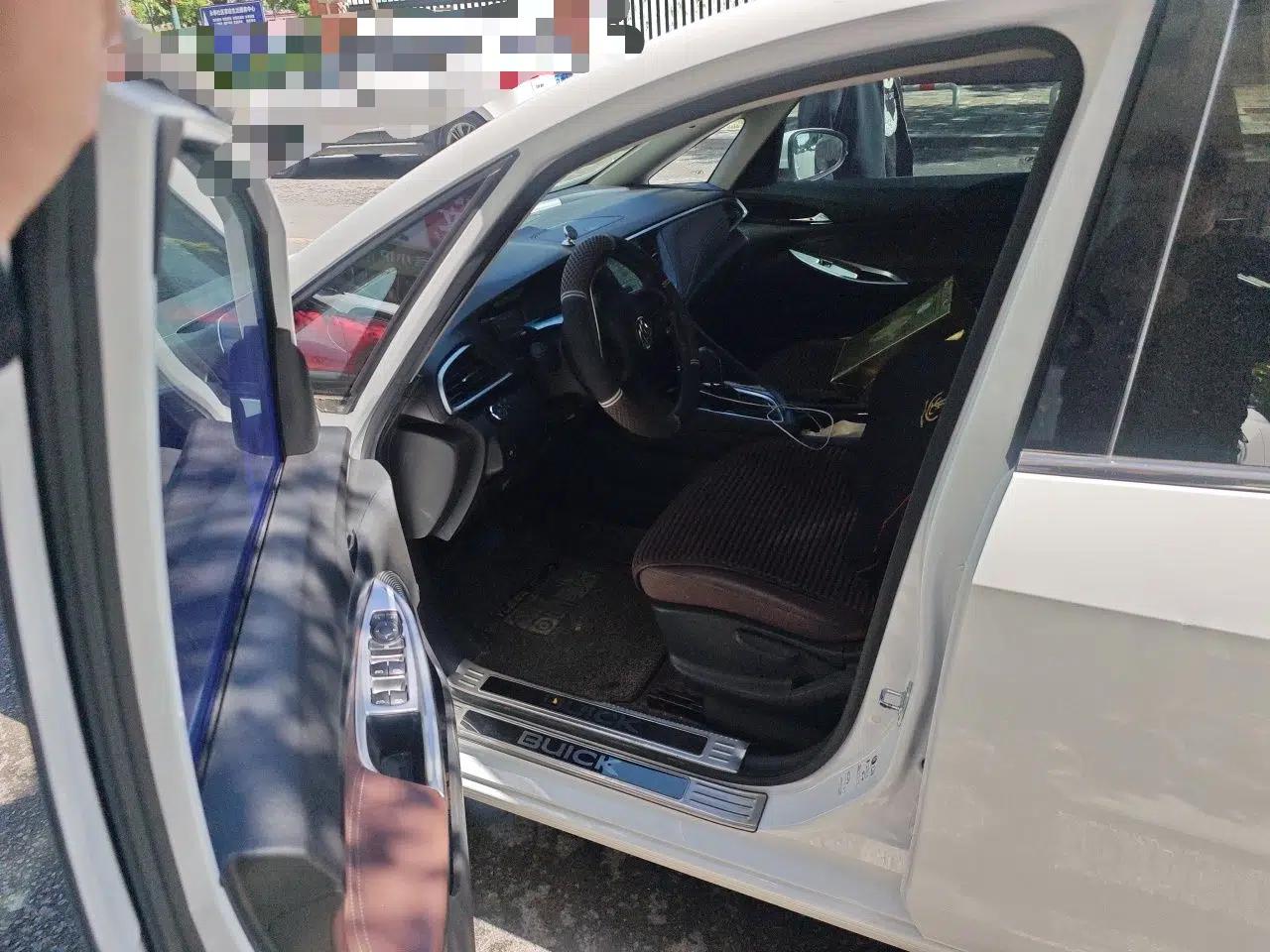 Buick GL6 2018 18T 6-Seater Luxury Model — миниатюра 17