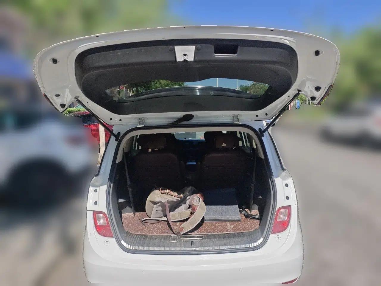 Buick GL6 2018 18T 6-Seater Luxury Model — миниатюра 20
