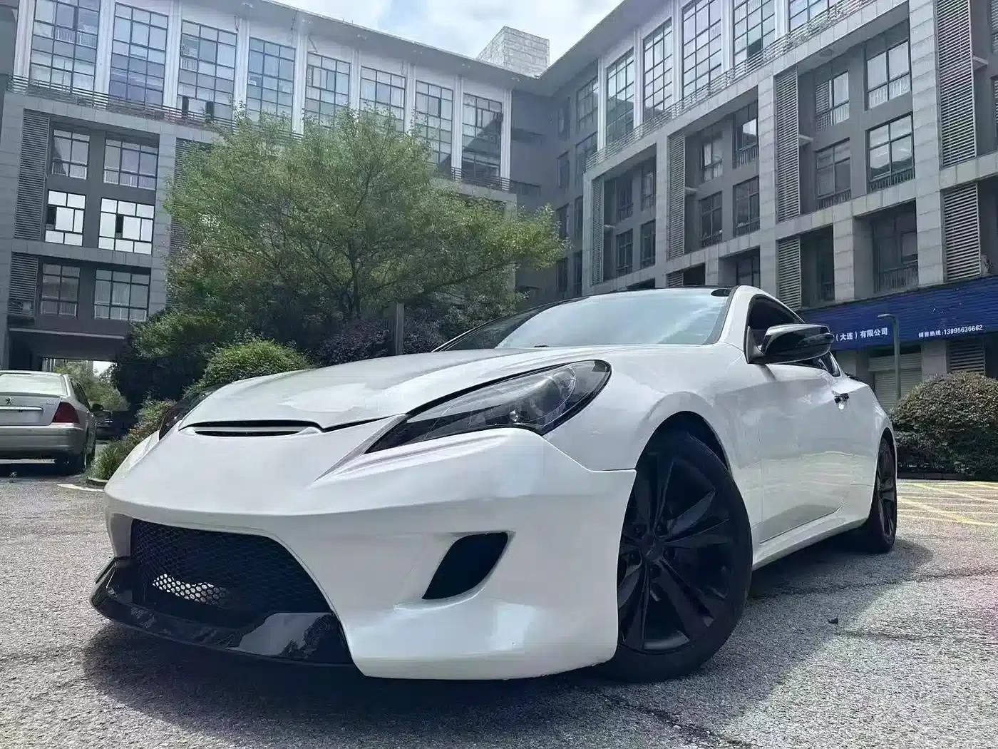 Genesis Coupe 2009 2.0T Automatic Elegant Edition — миниатюра 1