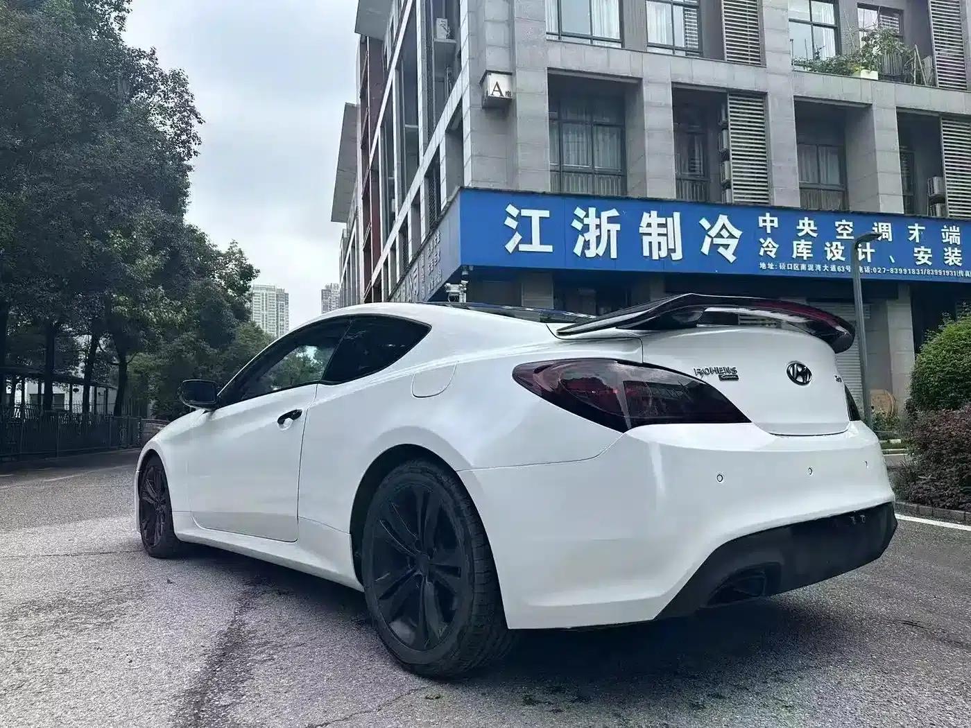 Genesis Coupe 2009 2.0T Automatic Elegant Edition — миниатюра 11