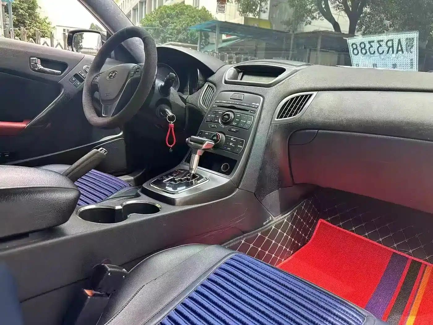 Genesis Coupe 2009 2.0T Automatic Elegant Edition — миниатюра 6