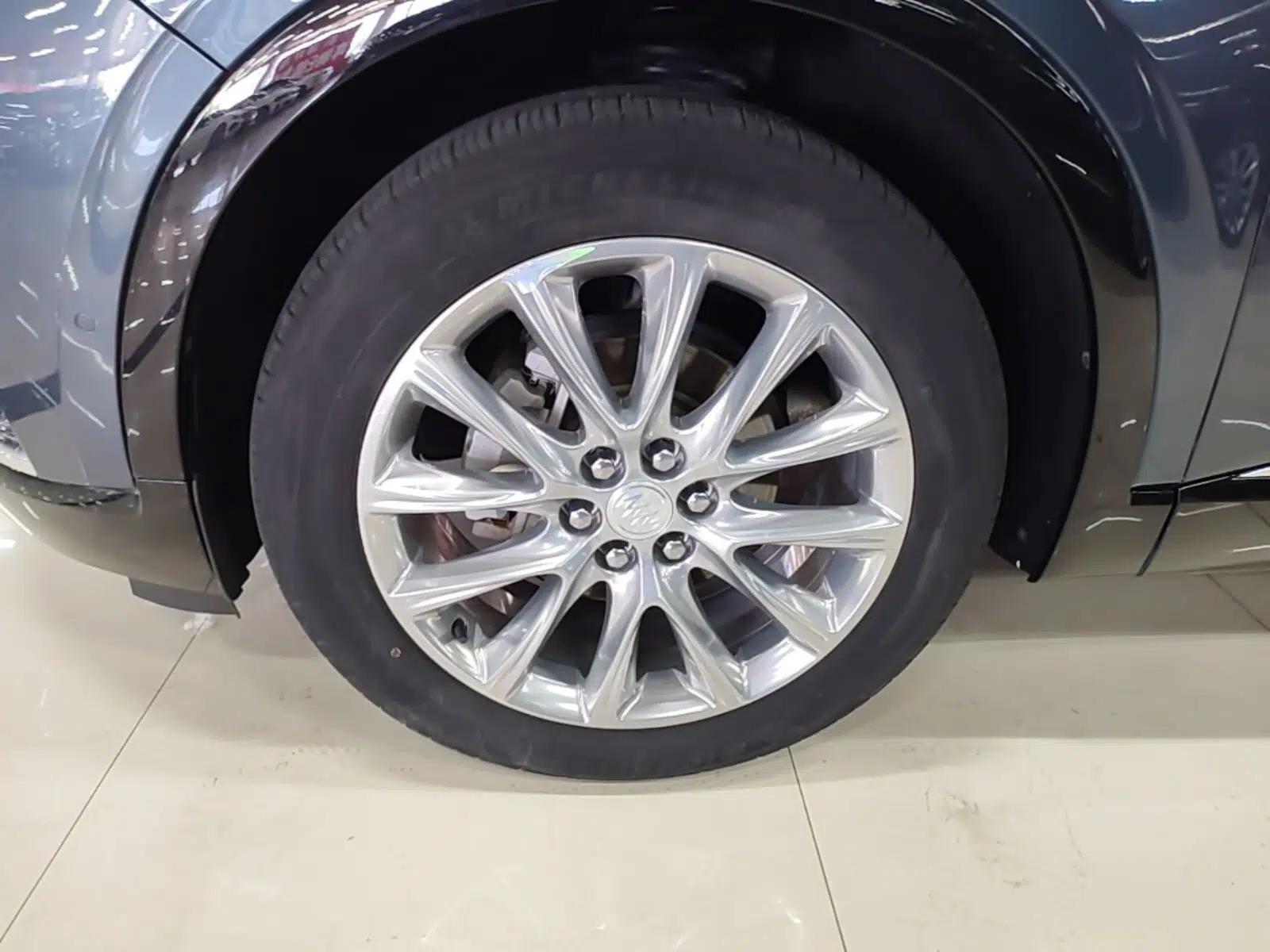 Buick Enclave 2020 28T Four-Wheel Drive Luxury Flagship Edition — миниатюра 8