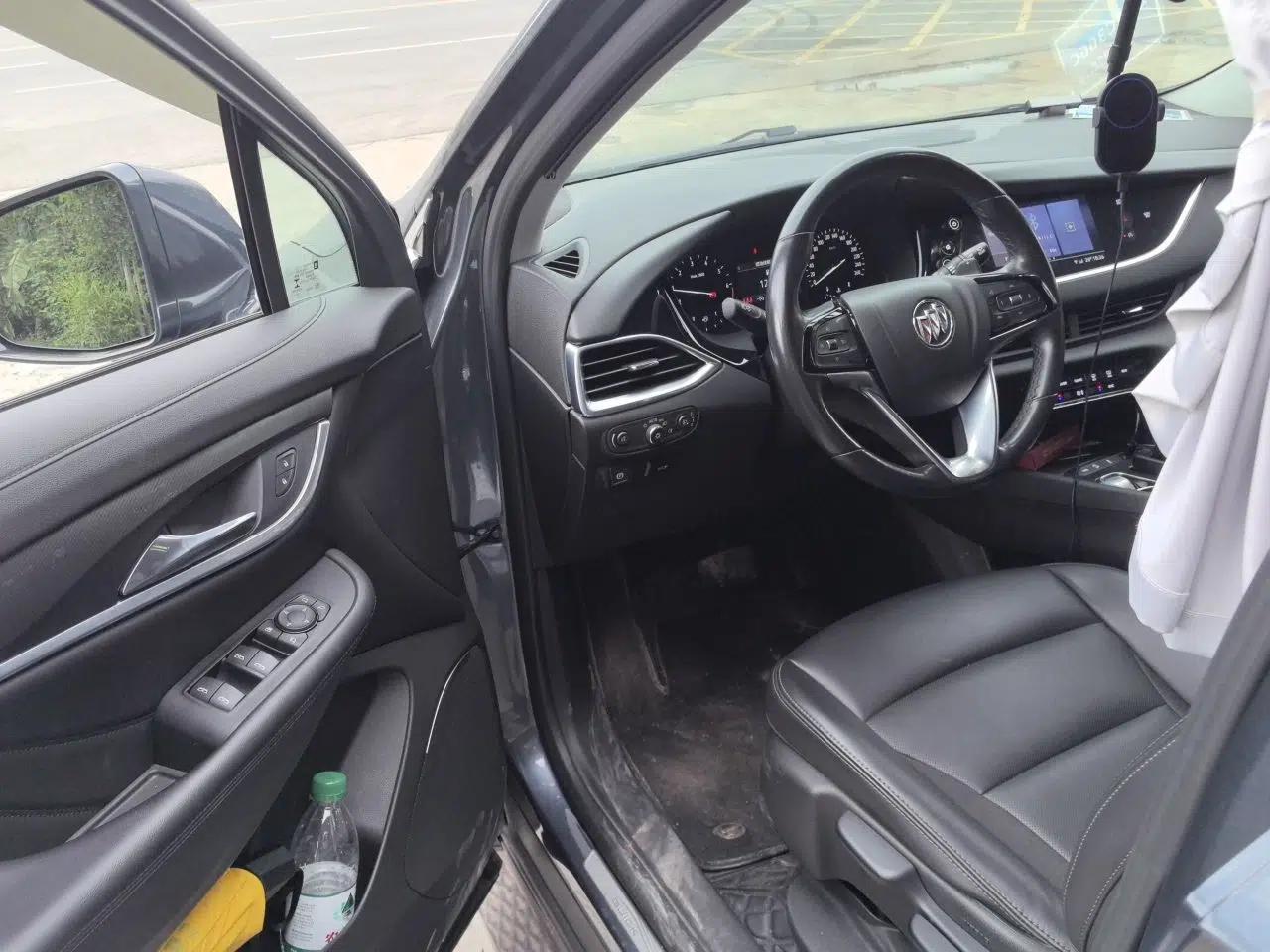 Buick Enclave 2022 652T Two-Wheel-Drive Prestige 7-Seater — миниатюра 17