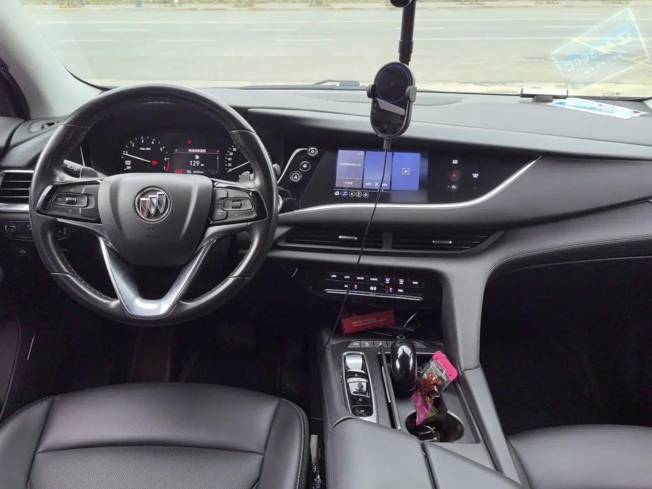 Buick Enclave 2022 652T Two-Wheel-Drive Prestige 7-Seater — миниатюра 10