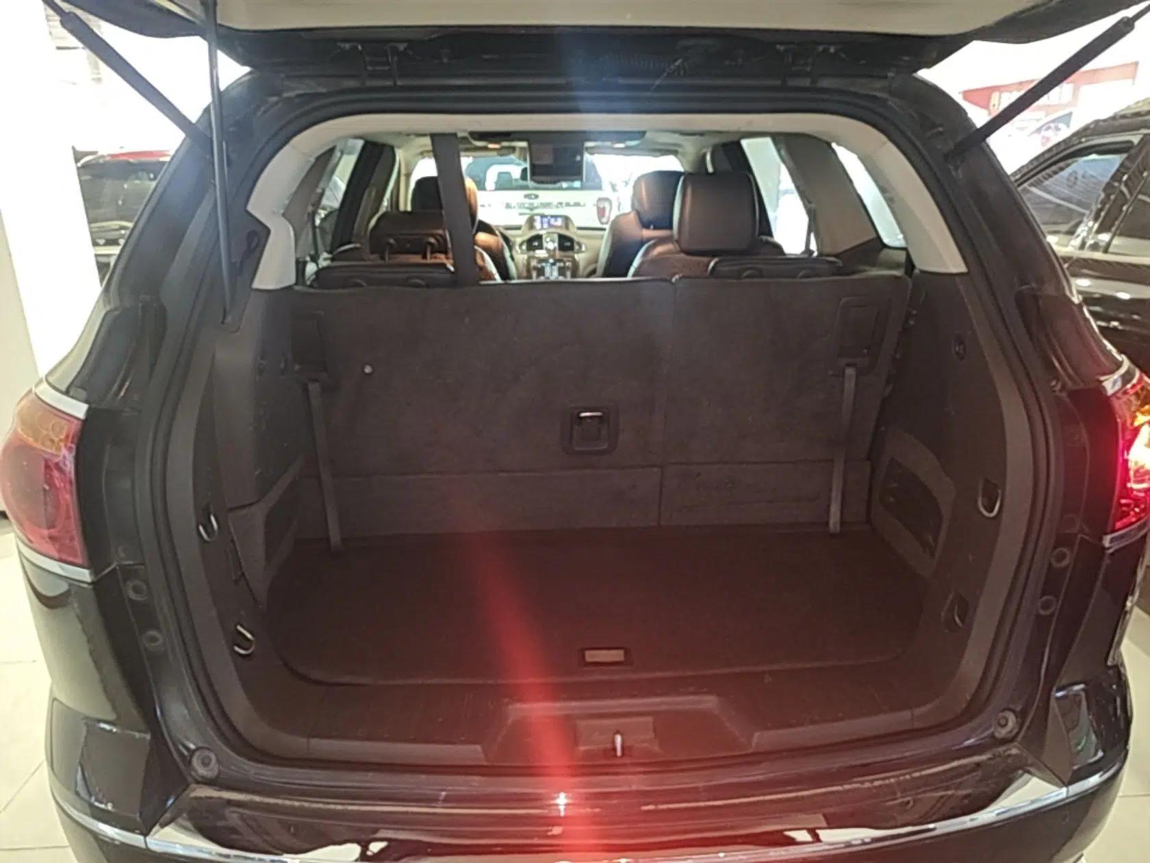 Buick Enclave 2014 3.6L Four-Wheel Drive Smart Luxury Flagship Edition — миниатюра 22