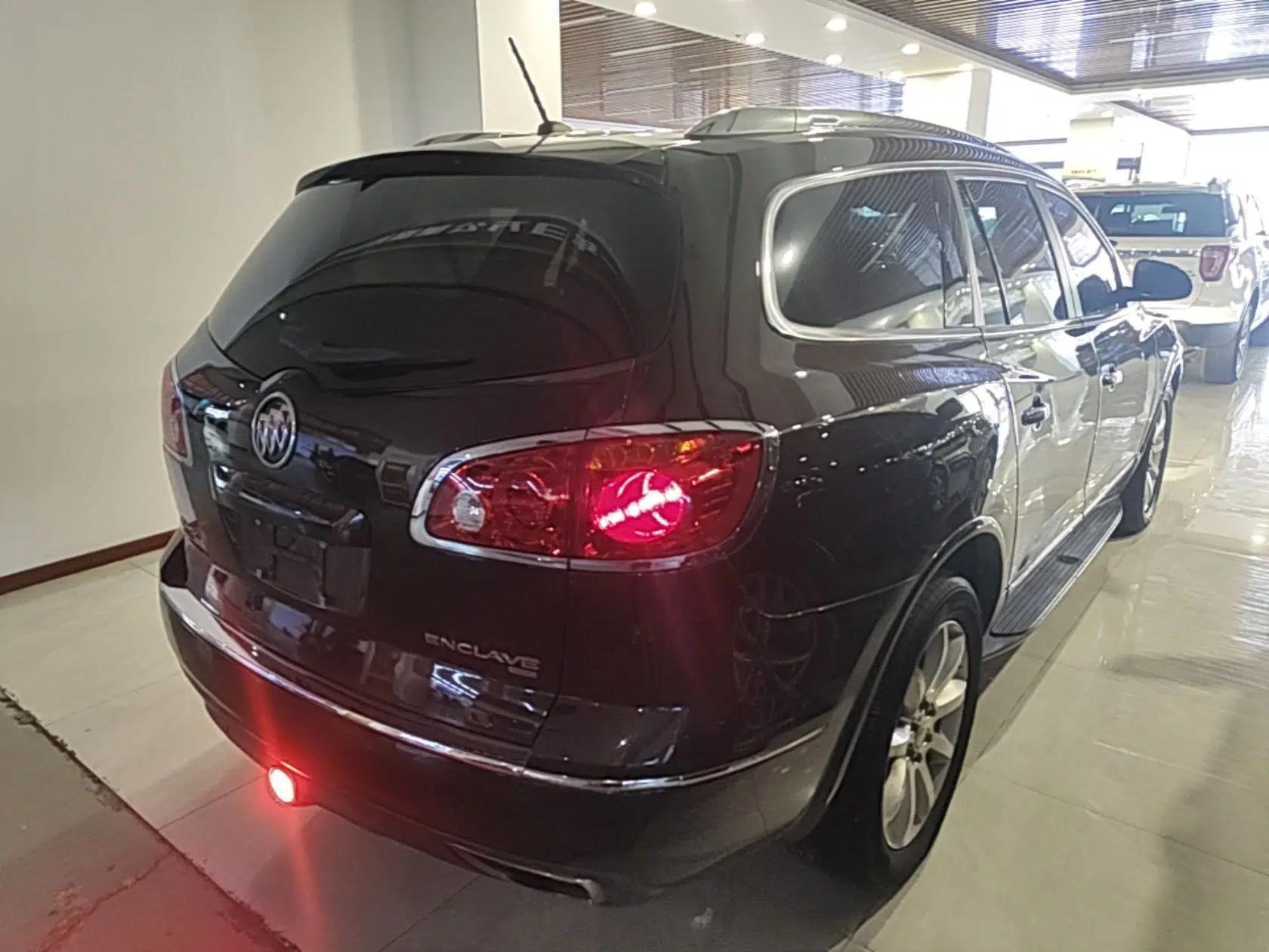 Buick Enclave 2014 3.6L Four-Wheel Drive Smart Luxury Flagship Edition — миниатюра 6