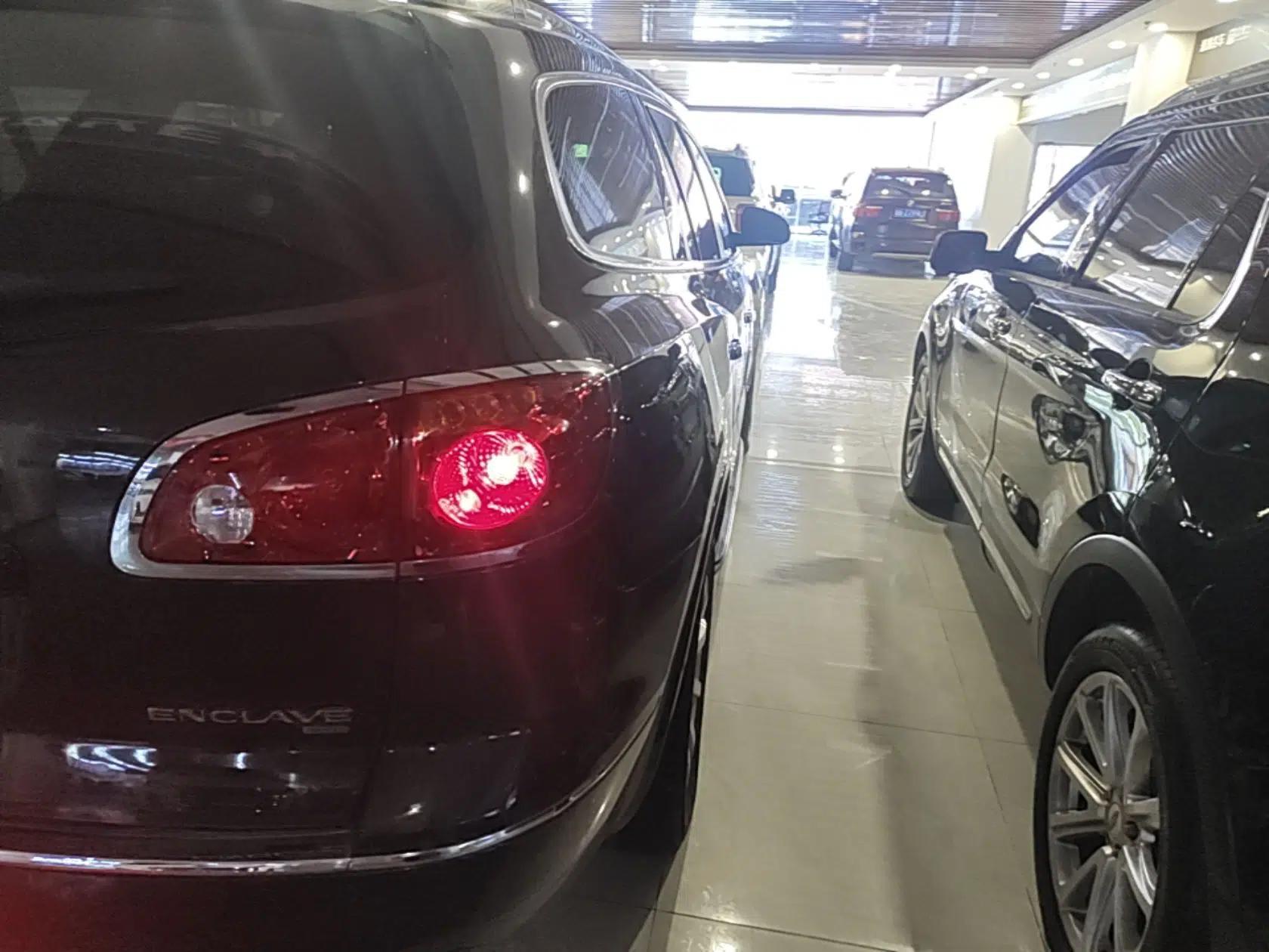 Buick Enclave 2014 3.6L Four-Wheel Drive Smart Luxury Flagship Edition — миниатюра 7
