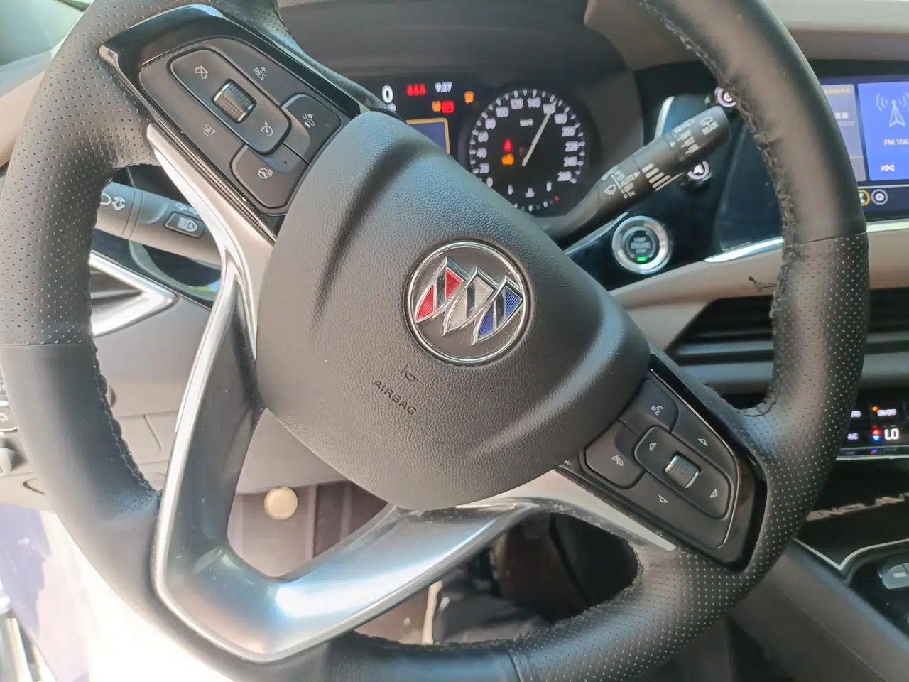 Buick Enclave 2020 28T Four-Wheel Drive Flagship Version — миниатюра 11