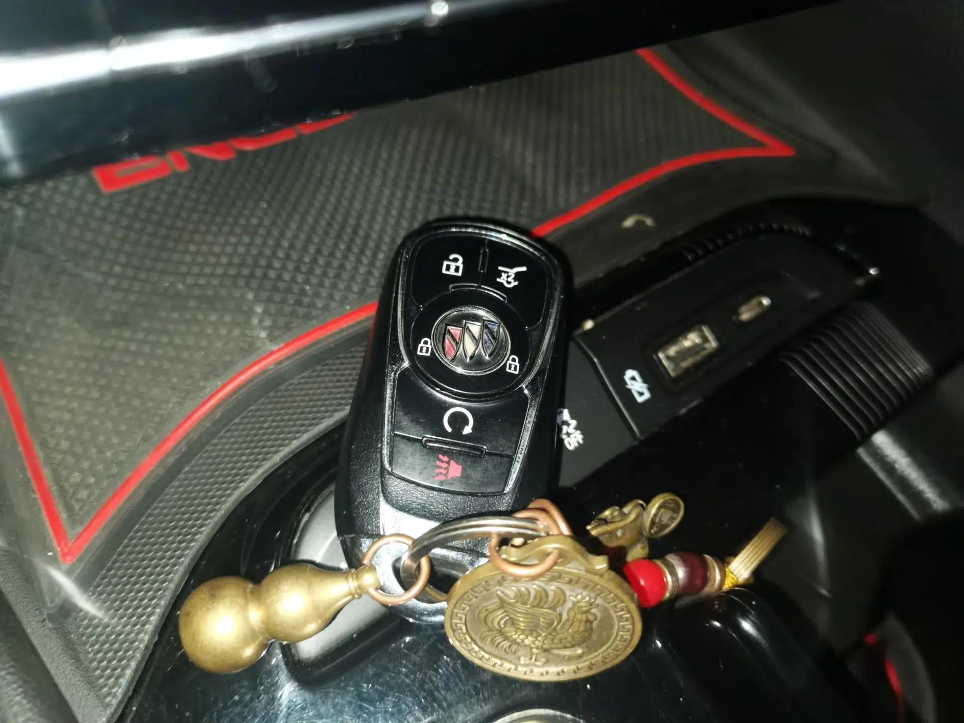 Buick Enclave 2020 28T Four-Wheel Drive Flagship Version — миниатюра 9