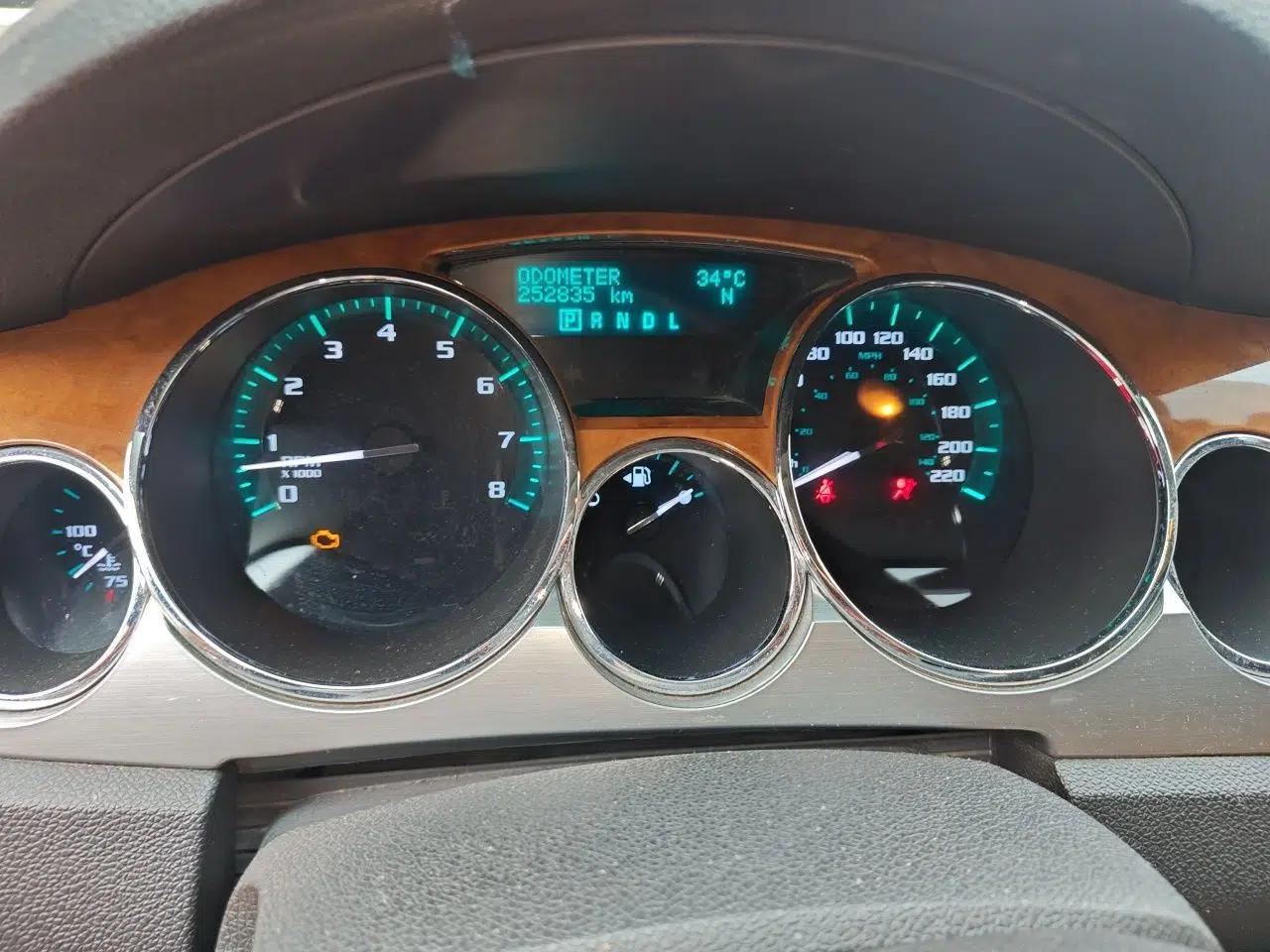 Buick Enclave 2010 3.6L Elite Edition — миниатюра 12