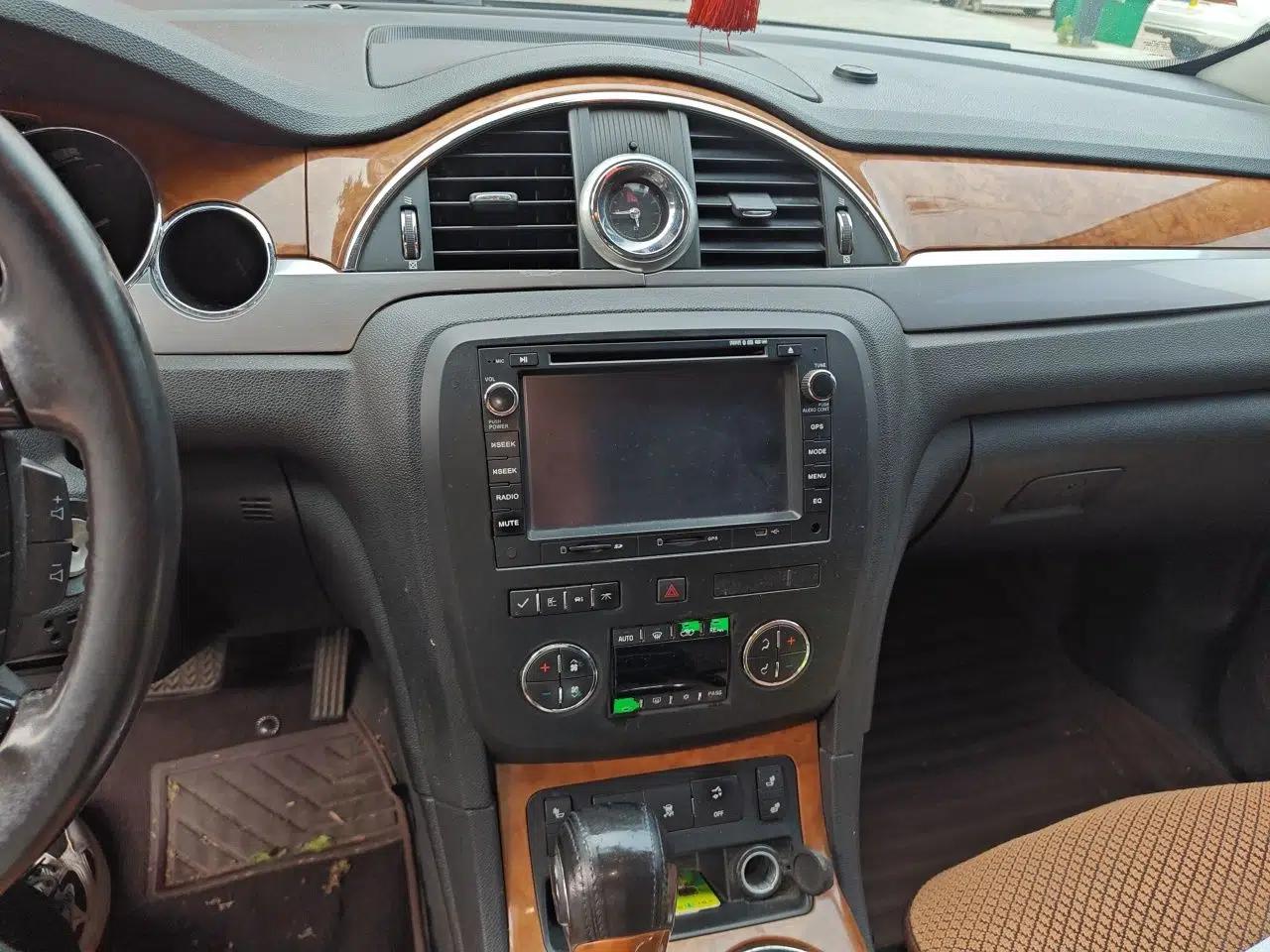 Buick Enclave 2010 3.6L Elite Edition — миниатюра 14