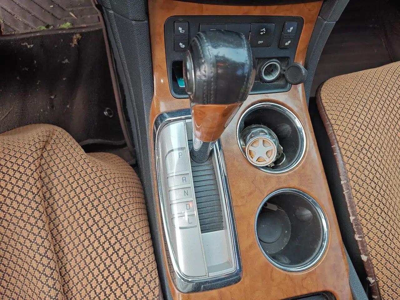 Buick Enclave 2010 3.6L Elite Edition — миниатюра 15