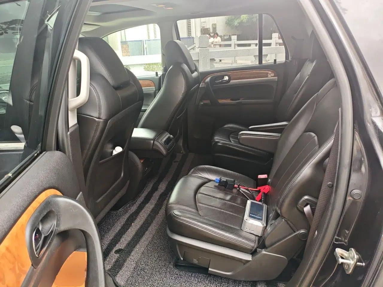 Buick Enclave 2013 3.6L Two-Wheel-Drive Elegance Edition — миниатюра 18