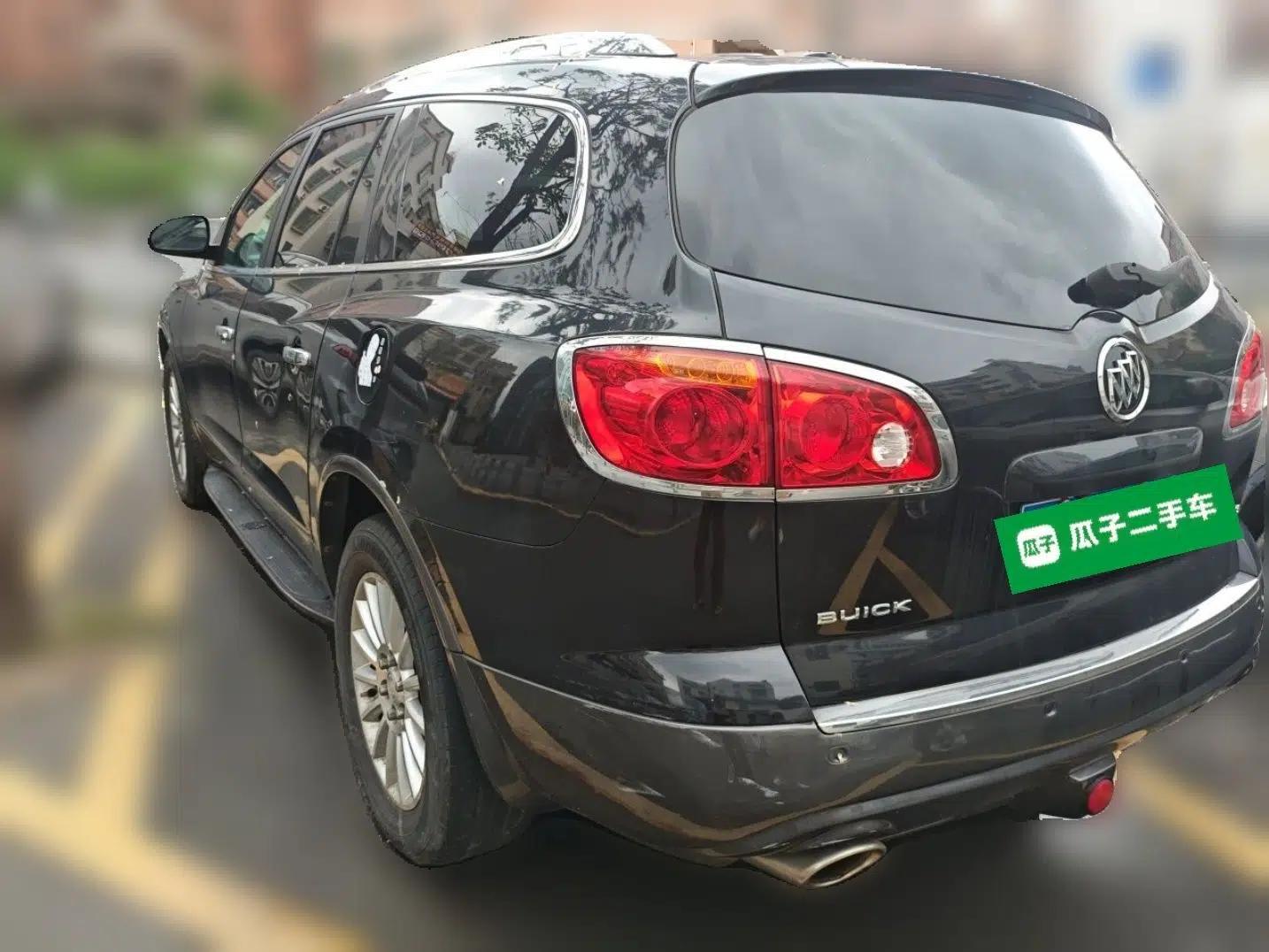 Buick Enclave 2013 3.6L Two-Wheel-Drive Elegance Edition — миниатюра 4