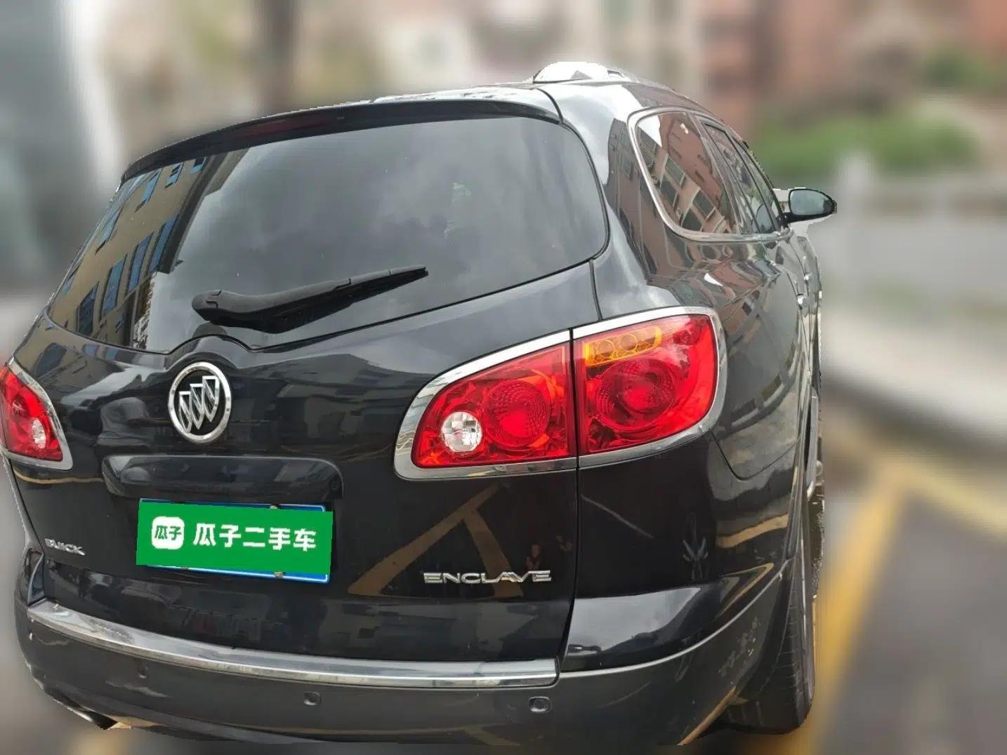 Buick Enclave 2013 3.6L Two-Wheel-Drive Elegance Edition — миниатюра 6