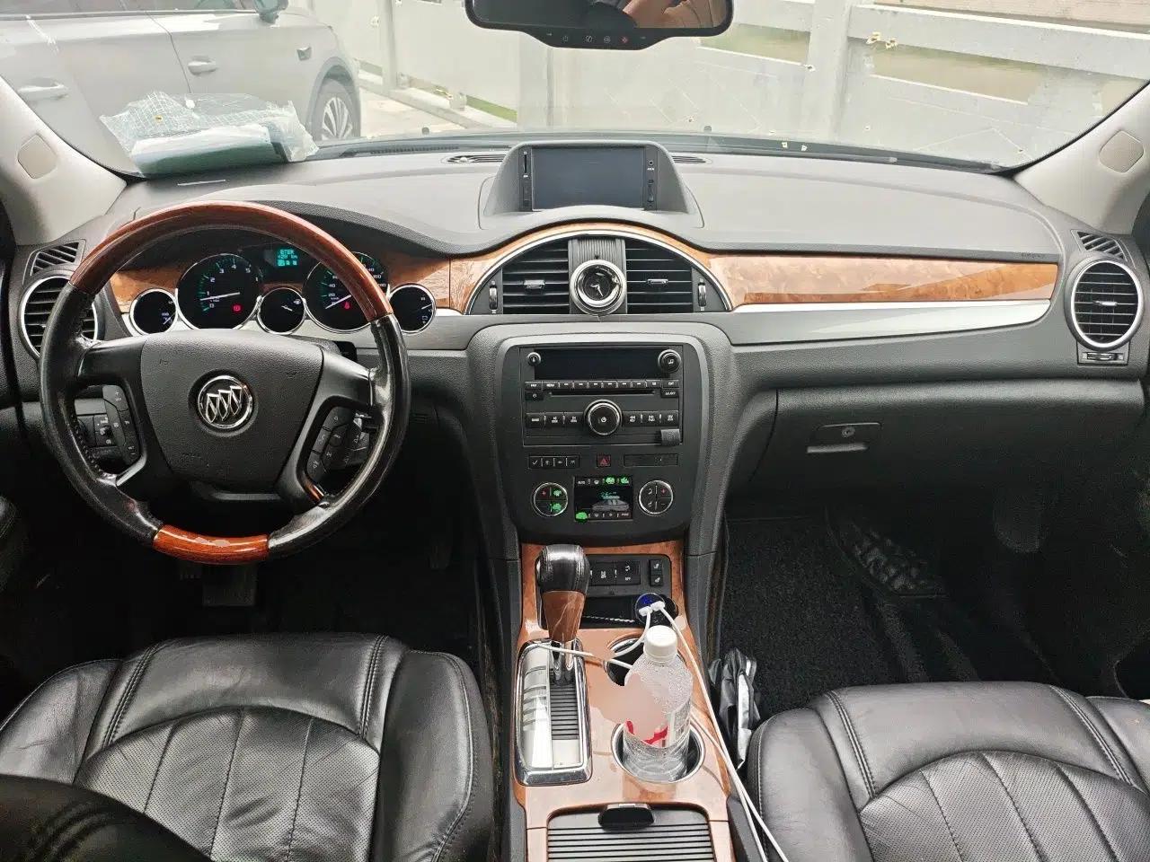Buick Enclave 2013 3.6L Two-Wheel-Drive Elegance Edition — миниатюра 10