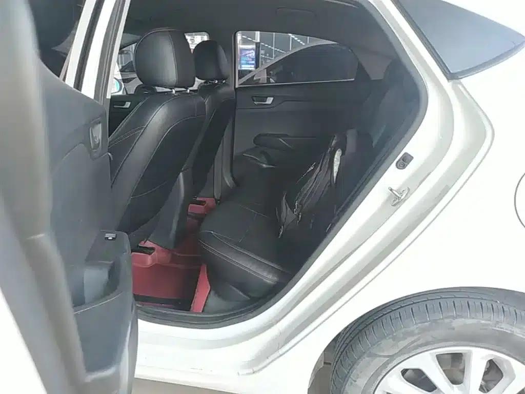 2016 Hyundai Verna 1.4L Automatic GLS (Cool Edition) — миниатюра 17
