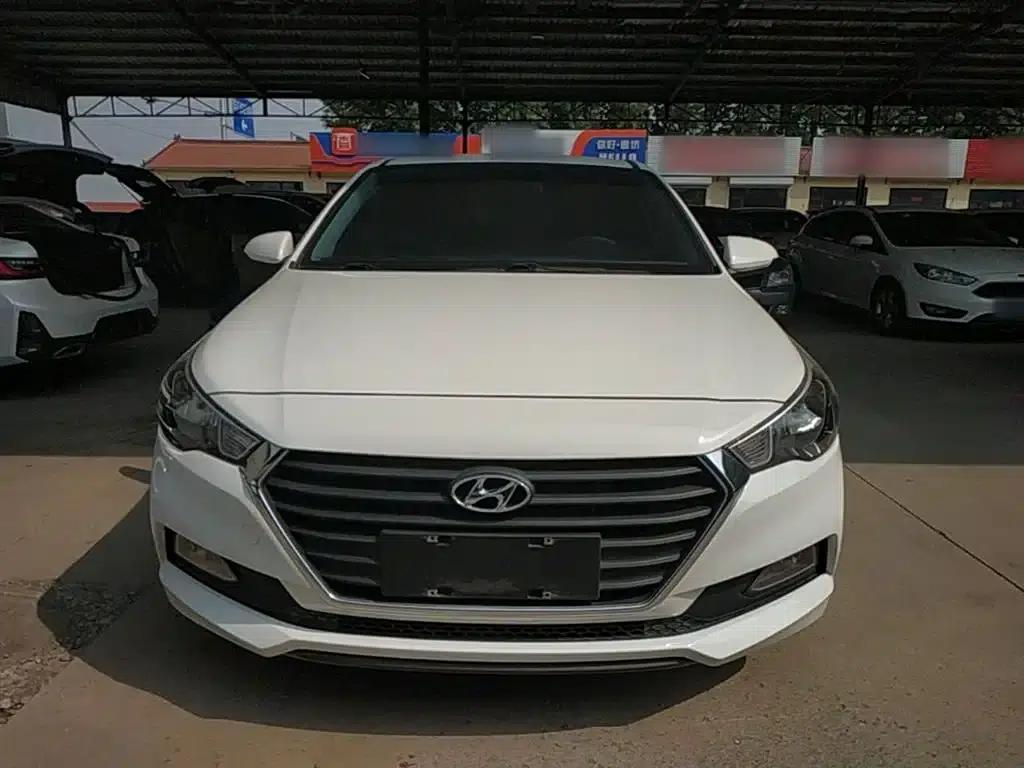 2016 Hyundai Verna 1.4L Automatic GLS (Cool Edition) — миниатюра 3