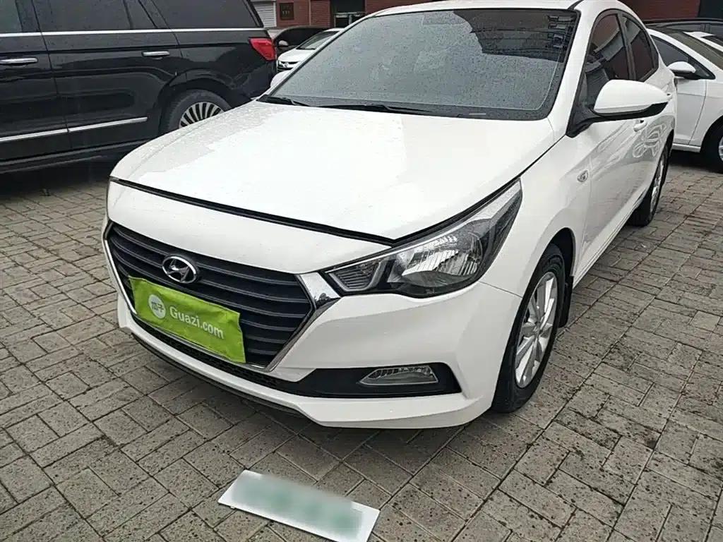 2016 Hyundai Verna 1.4L Manual GLS Cool Edition — миниатюра 2