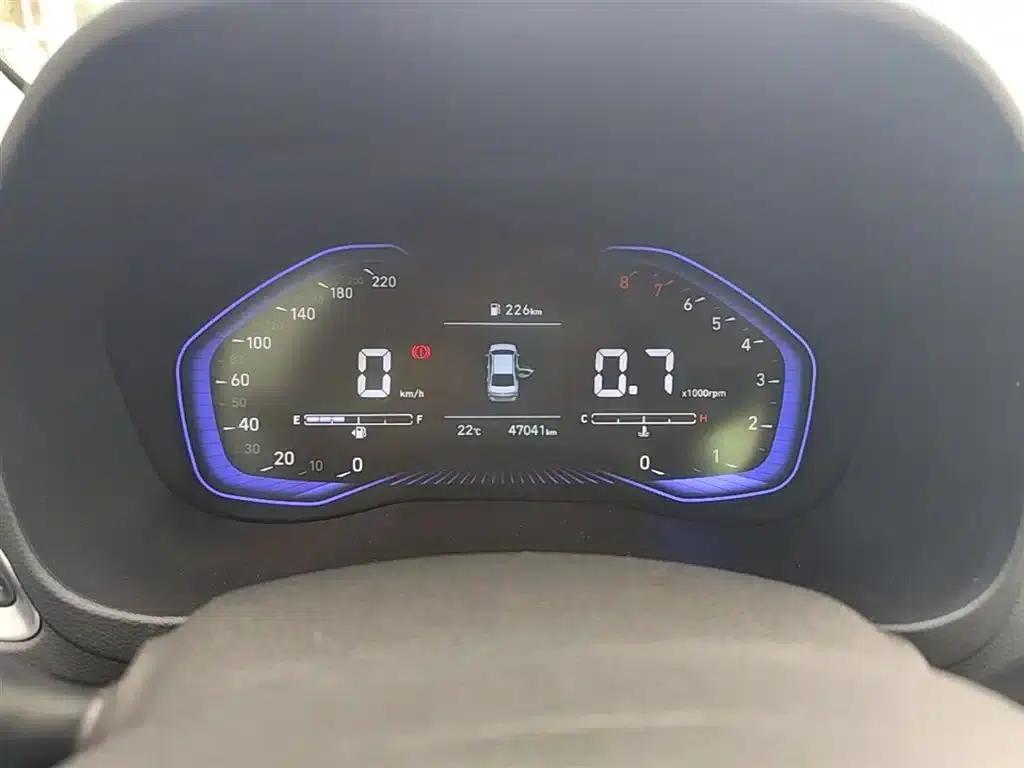 2020 Hyundai Verna 1.4L Manual GLS Cool Edition — миниатюра 12