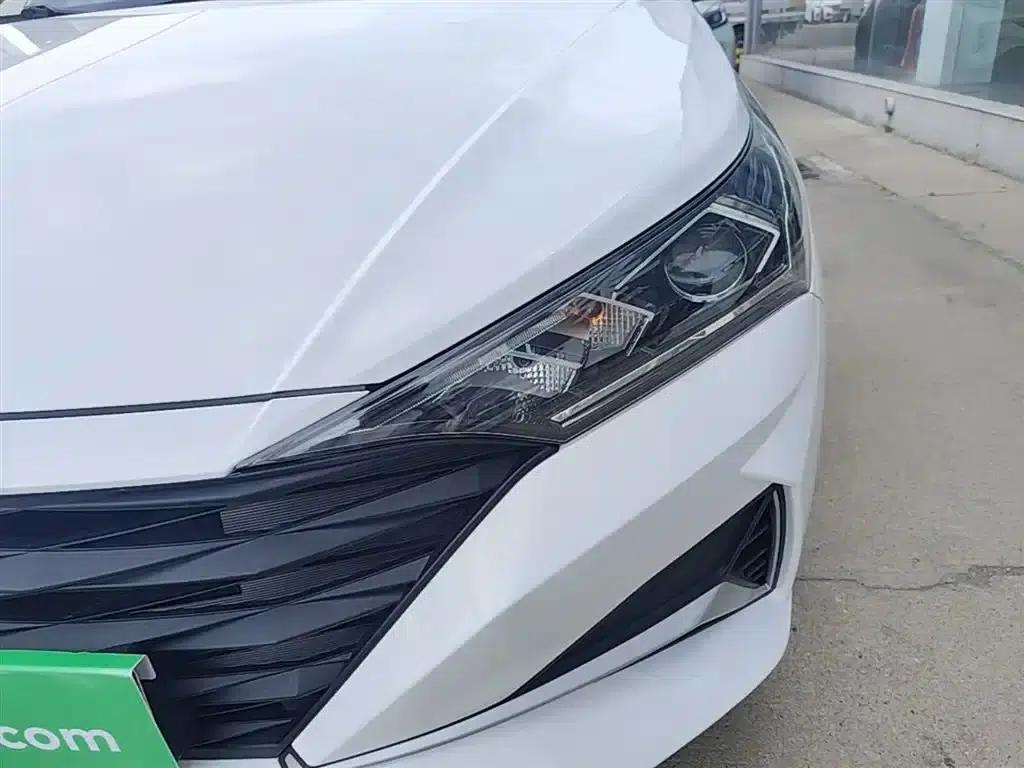 2020 Hyundai Verna 1.4L Manual GLS Cool Edition — миниатюра 24