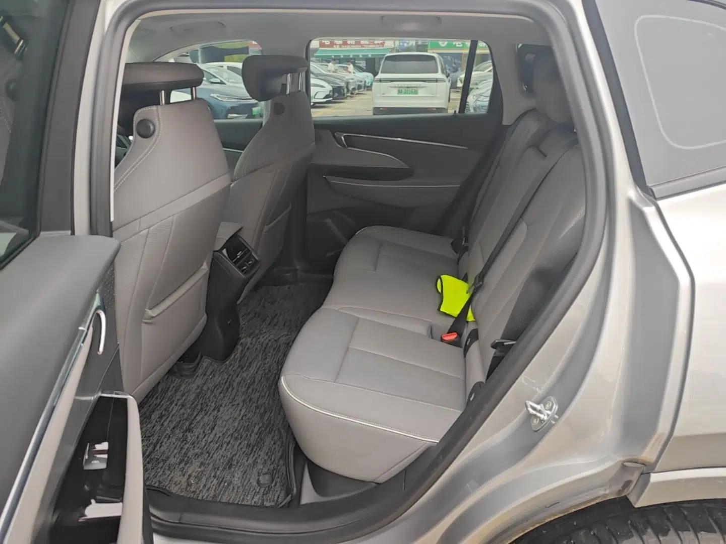 Buick E5 2023 Zhenxiang Standard Range Edition — миниатюра 19