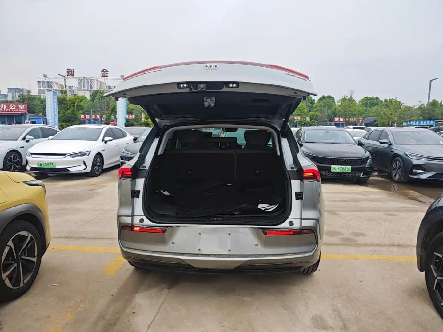 Buick E5 2023 Zhenxiang Standard Range Edition — миниатюра 21