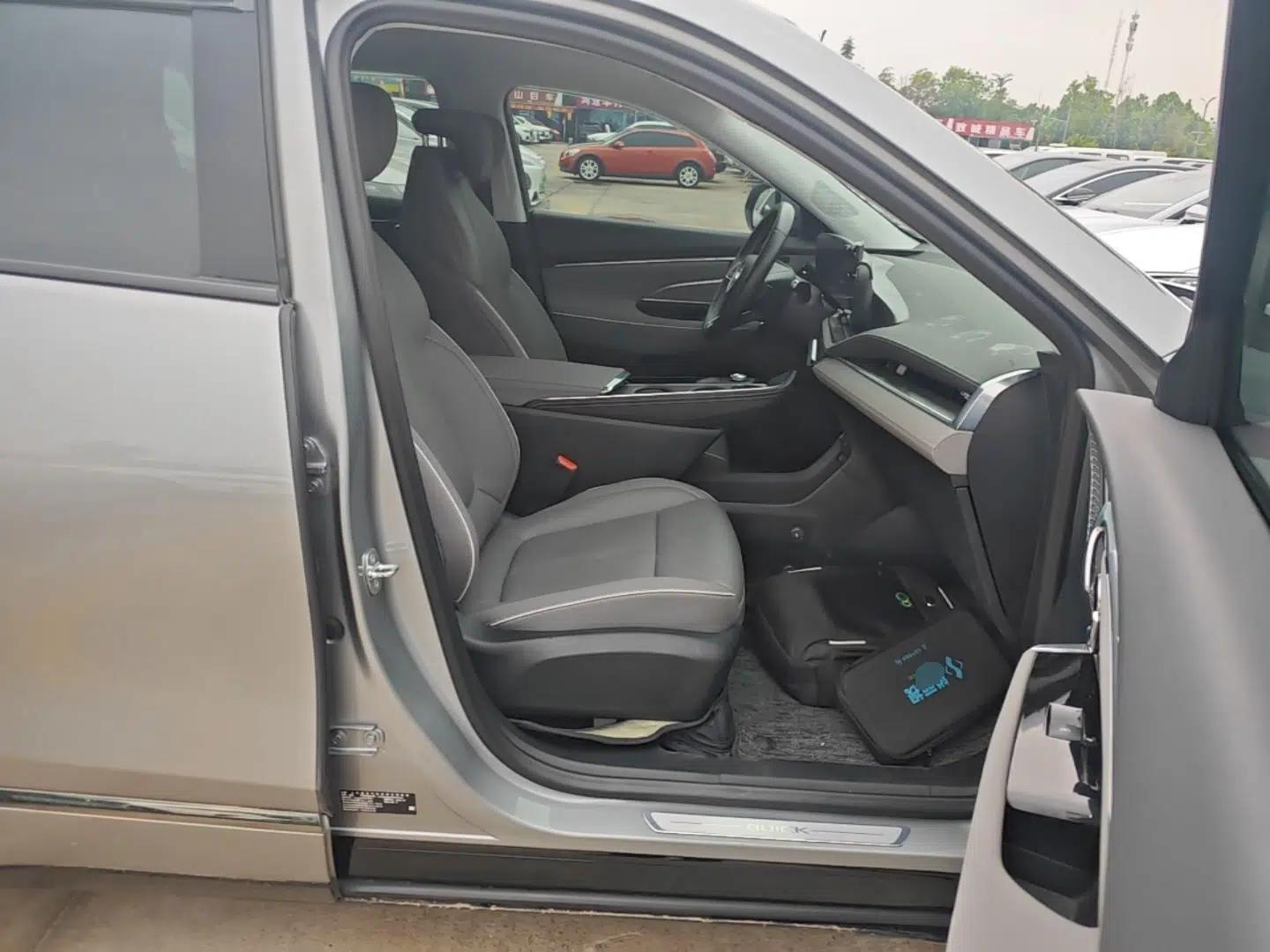 Buick E5 2023 Zhenxiang Standard Range Edition — миниатюра 23