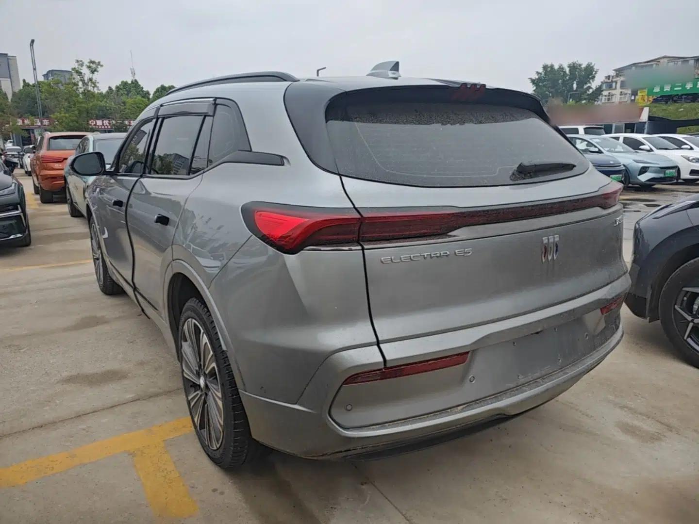 Buick E5 2023 Zhenxiang Standard Range Edition — миниатюра 7
