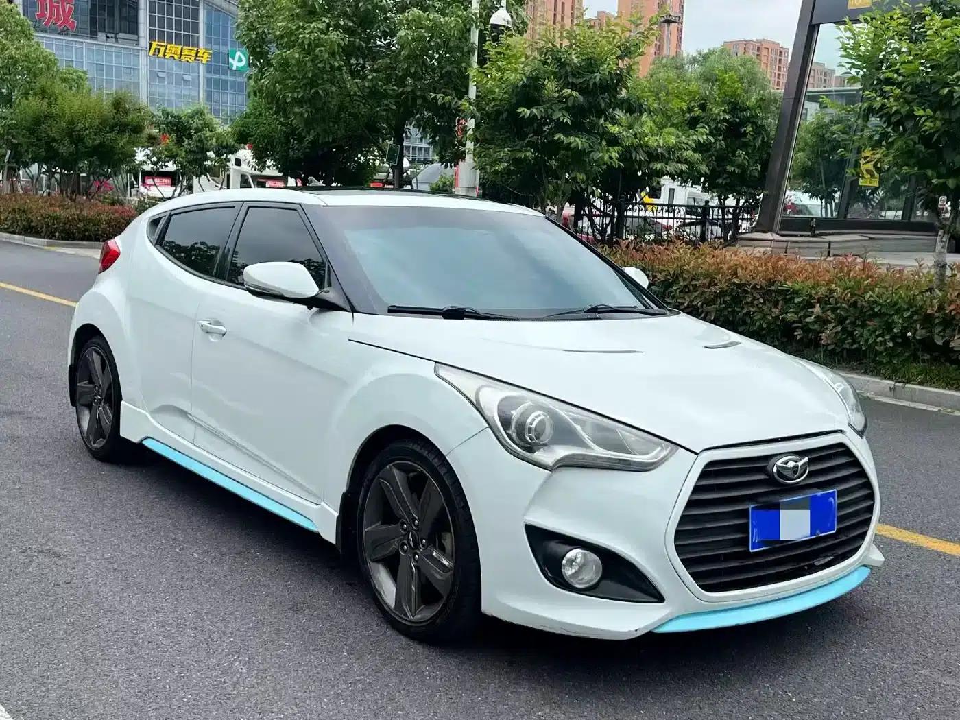 Veloster 2012 1.6T Automatic Luxury Edition — миниатюра 3