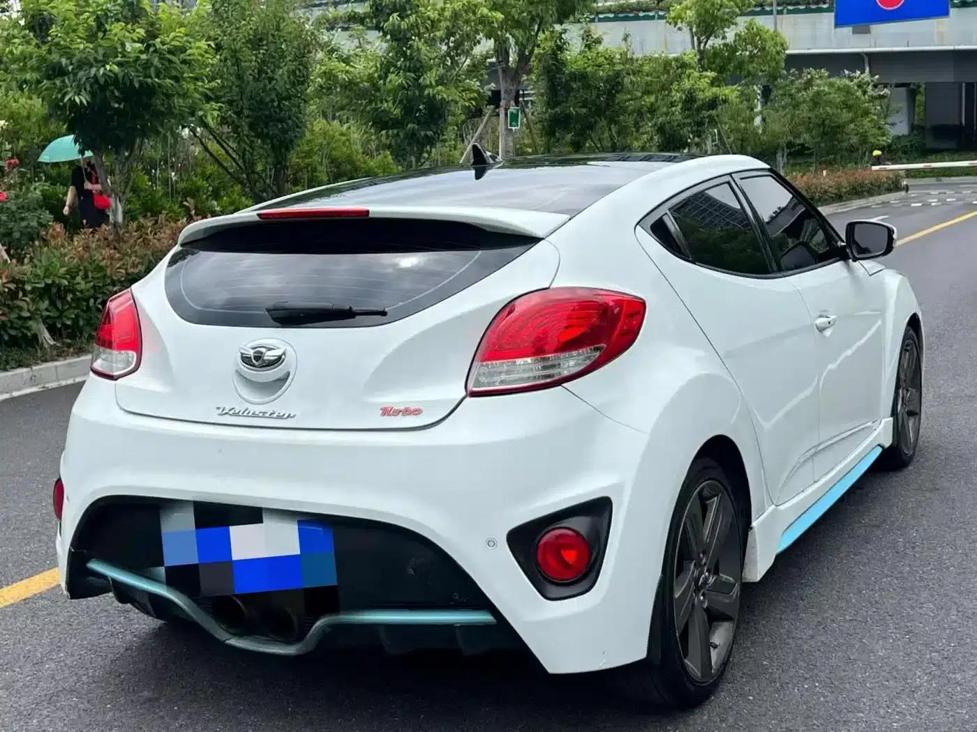 Veloster 2012 1.6T Automatic Luxury Edition — миниатюра 4