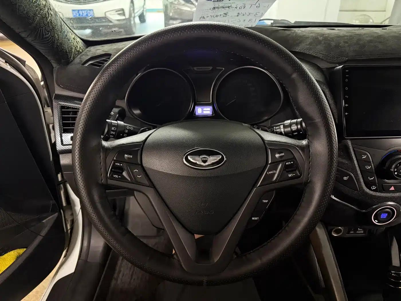 Veloster 2012 1.6T Automatic Luxury Edition — миниатюра 6