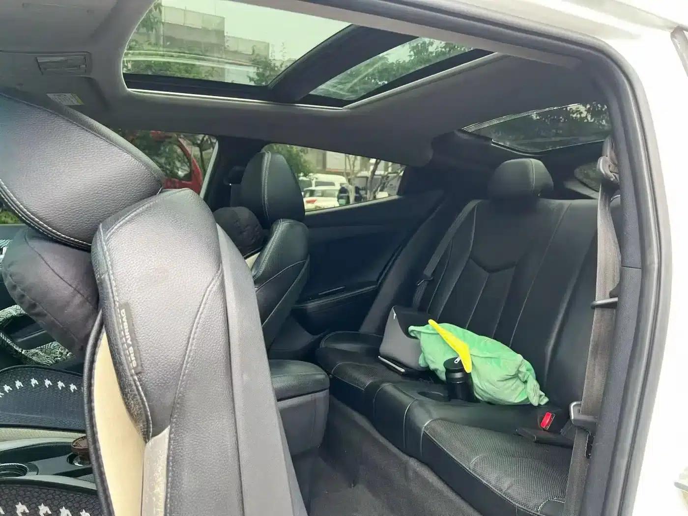 Veloster 2012 1.6T Automatic Luxury Edition — миниатюра 9