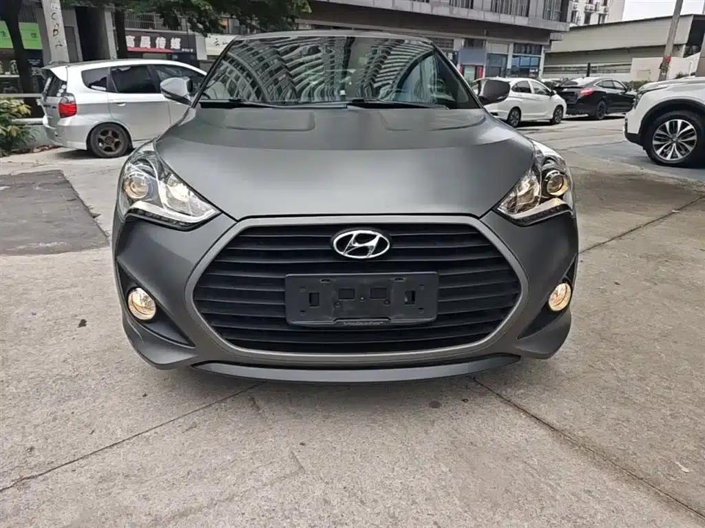 2015 Veloster 1.6T Automatic Luxury Edition — миниатюра 3