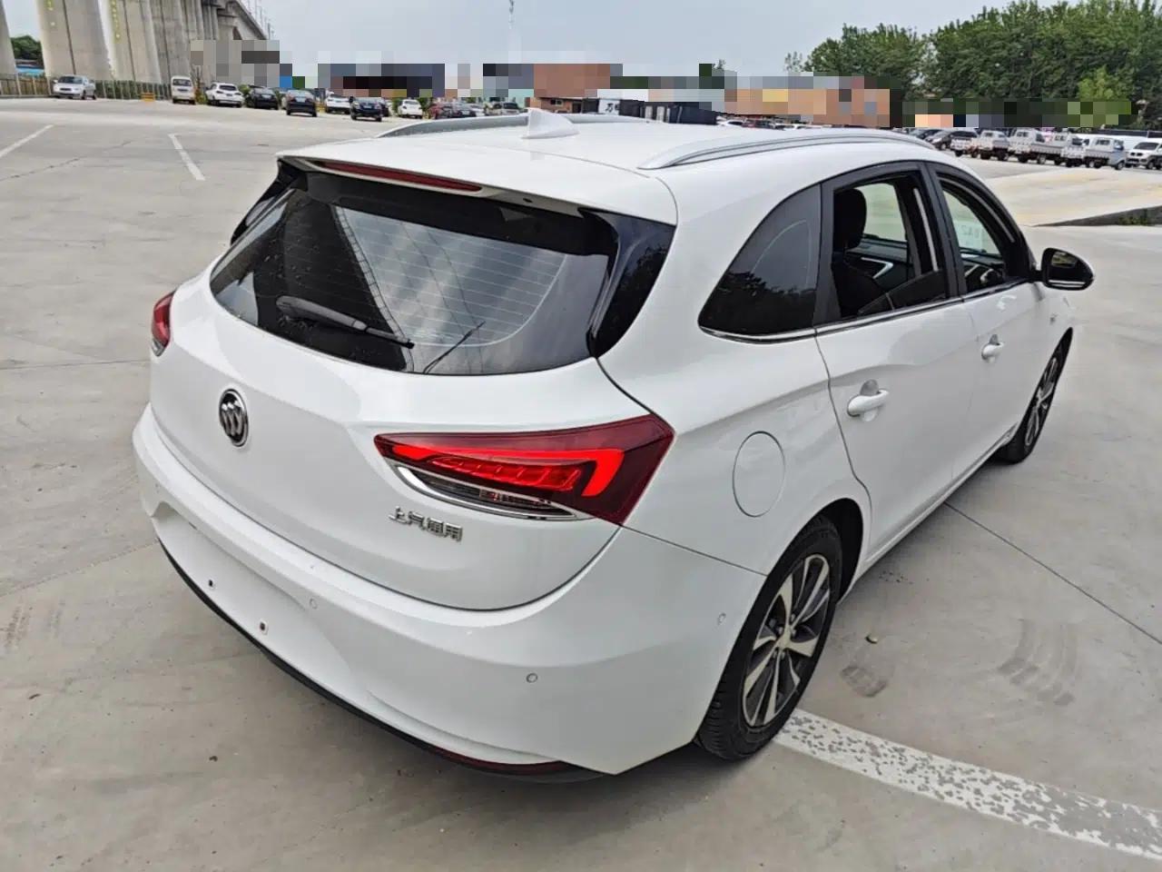 Buick Excelle GX 2018 18T Automatic Elite Model — миниатюра 4
